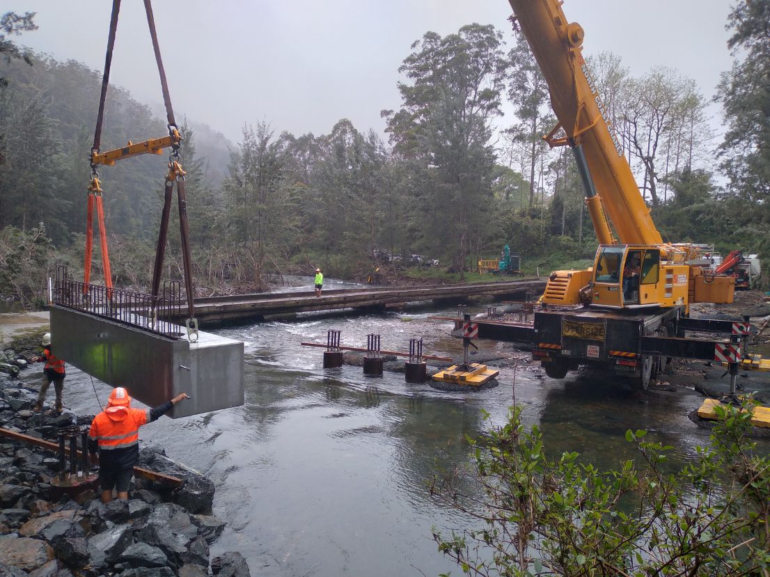 Low bridge scour protection