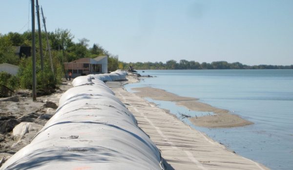 geotubes for offhosre erosion control