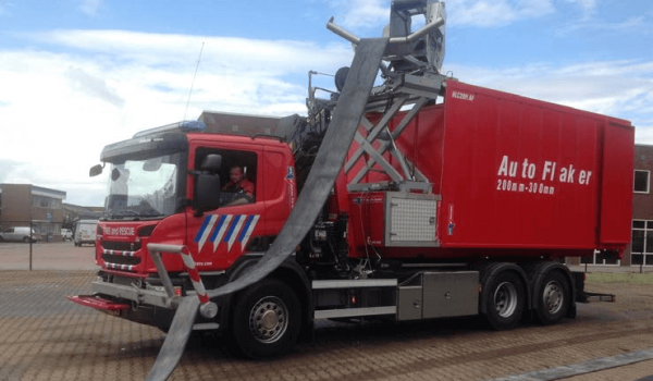 Large diameter fire hose recovery by AutoFlaker