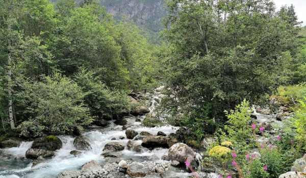 off grid water systems for towns by the river